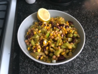 R03 Promo not edited 380:450