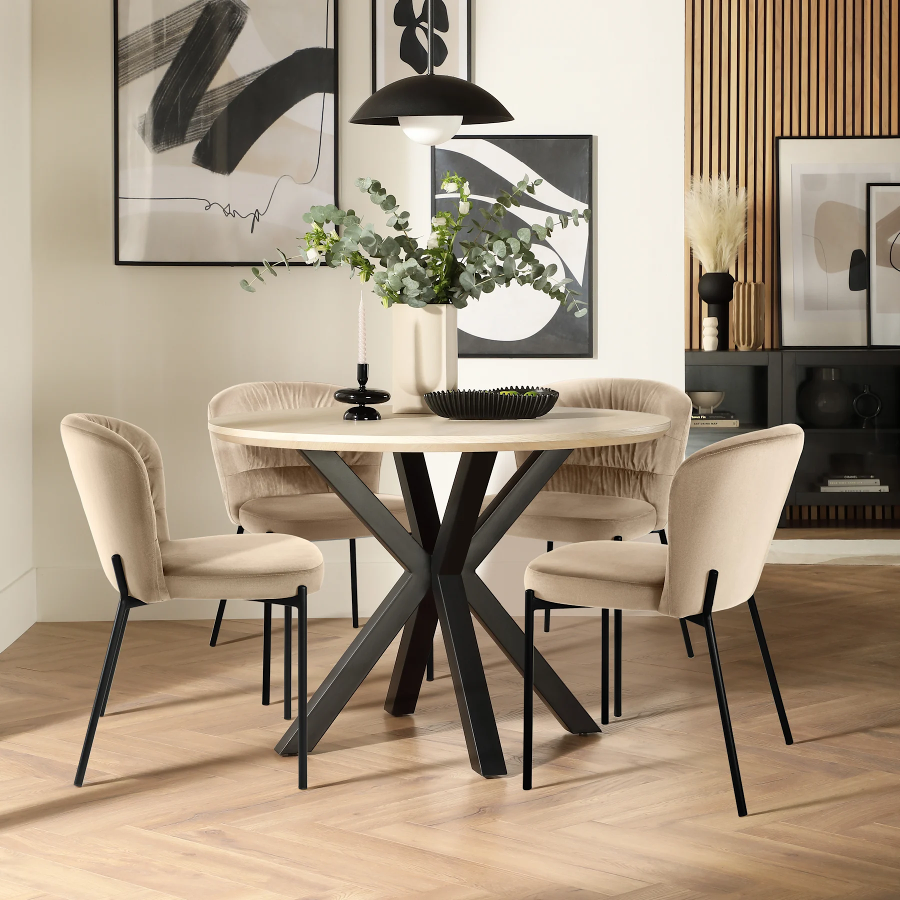 Newark Round Dining Table & 4 Gianna Chairs, Light Oak Effect & Black Steel, Champagne Classic Velvet, 110cm
