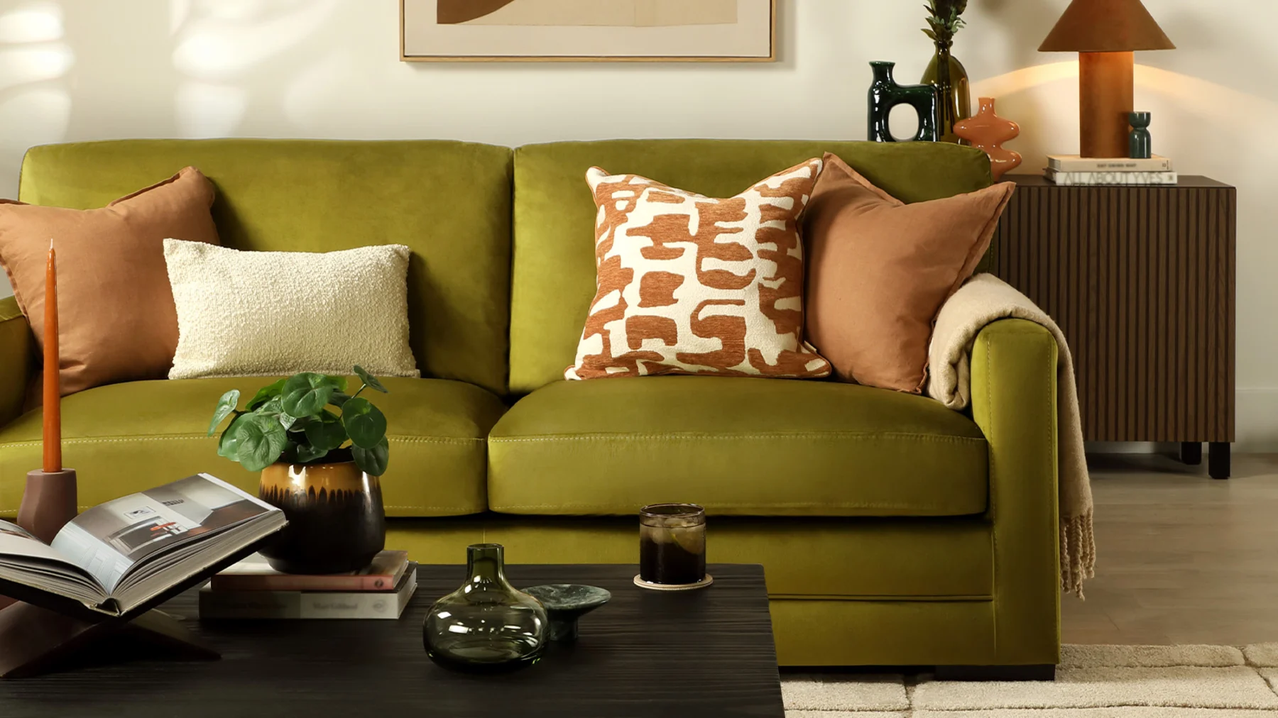 Olive Green IMG 72105 e1600x900