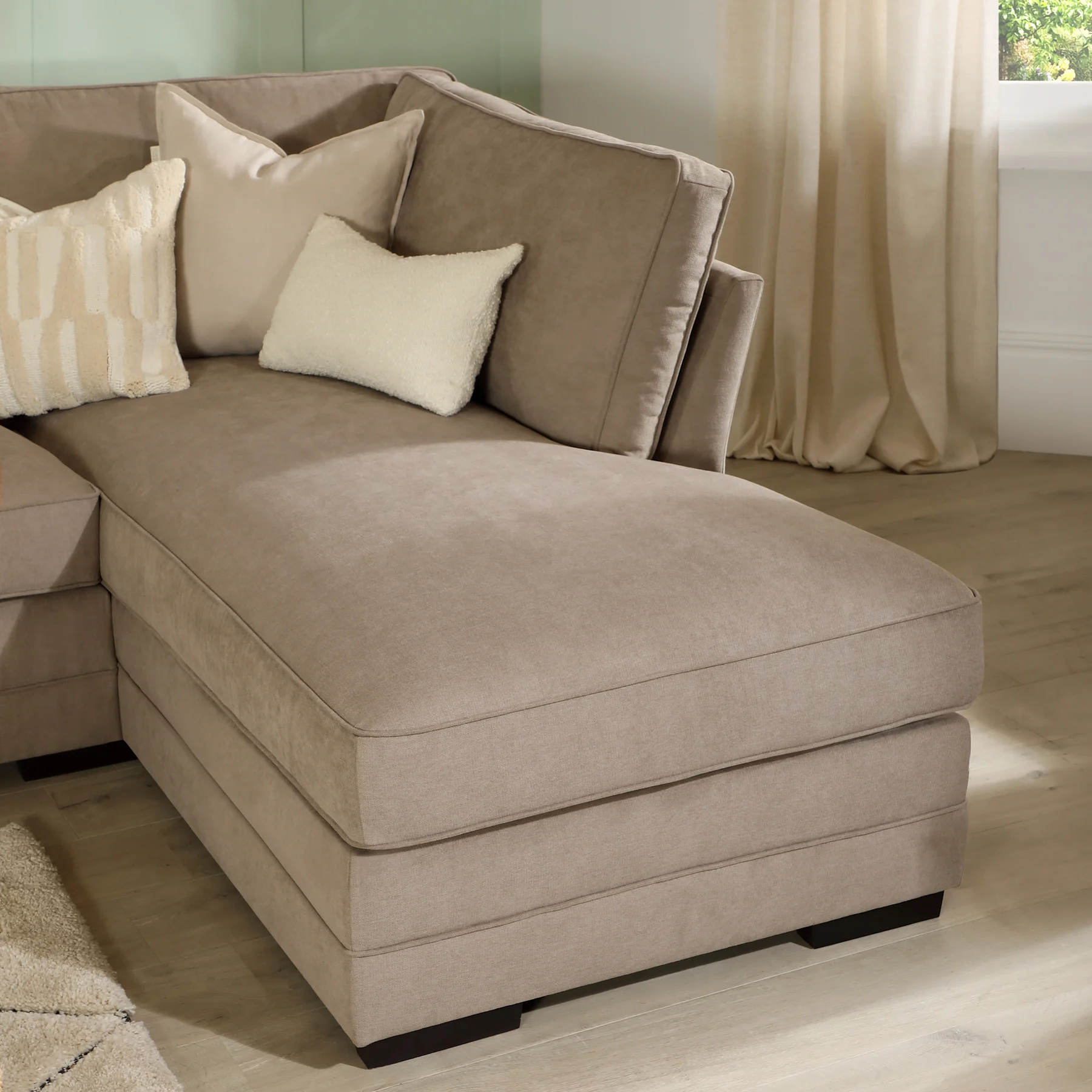 product-main--CS10002842-05