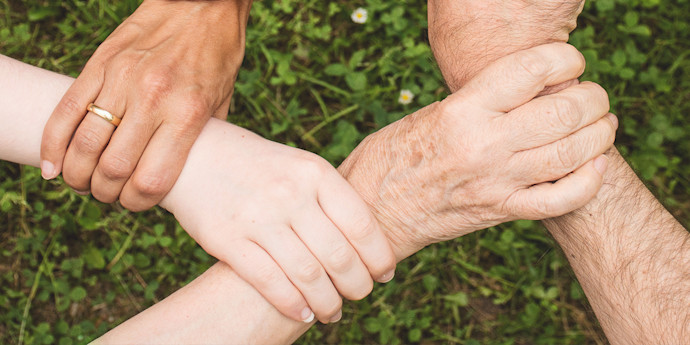 maia-personnes-agees-acteurs