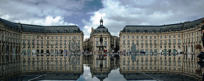 bordeaux background