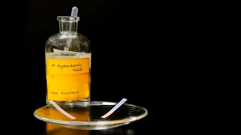 Hydrocholoric acid bottle