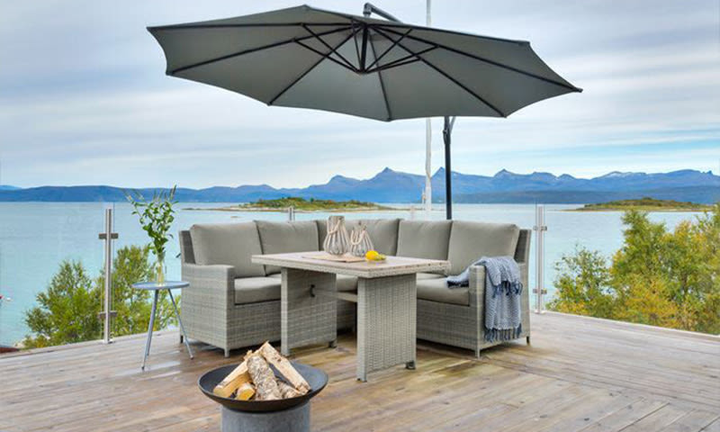 flott terrasse med fantastisk utsikt