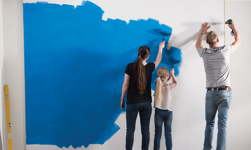 forestia walls2paint siste plate drilles på plass