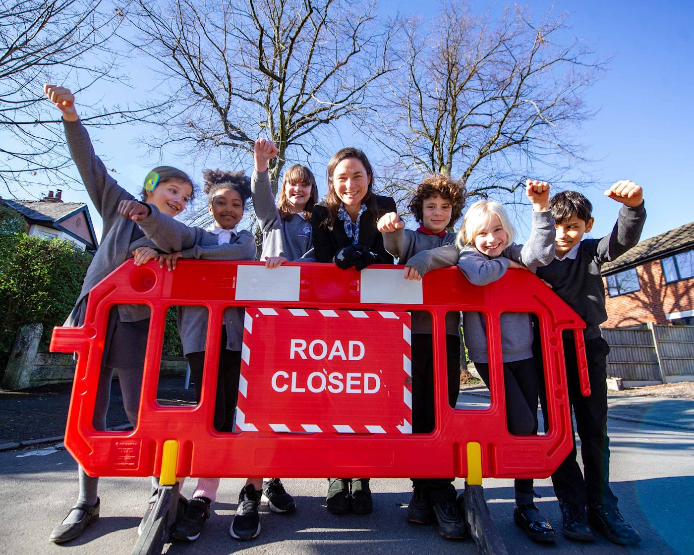 Dame Sarah Storey visits ‘School Street’ in Manchester