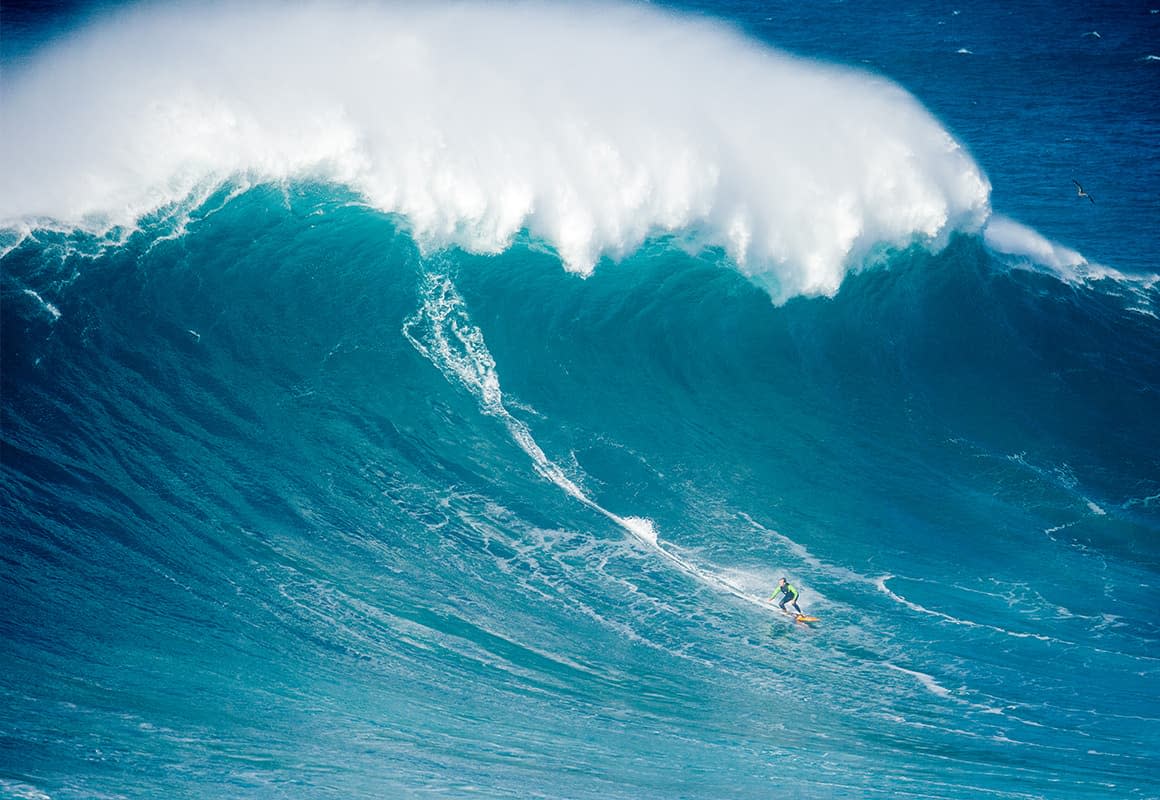 Nazare big wave surfing Portugal 6