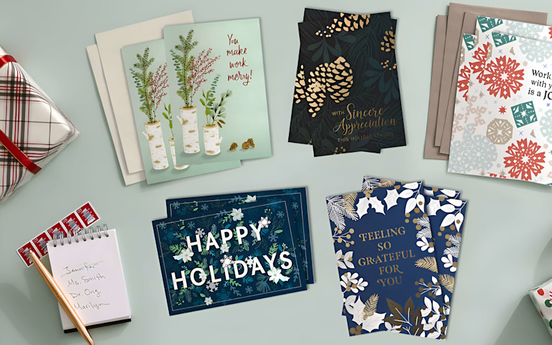 What to Write in a Business Holiday Card to Employees ARTICLE HERO IMAGE
