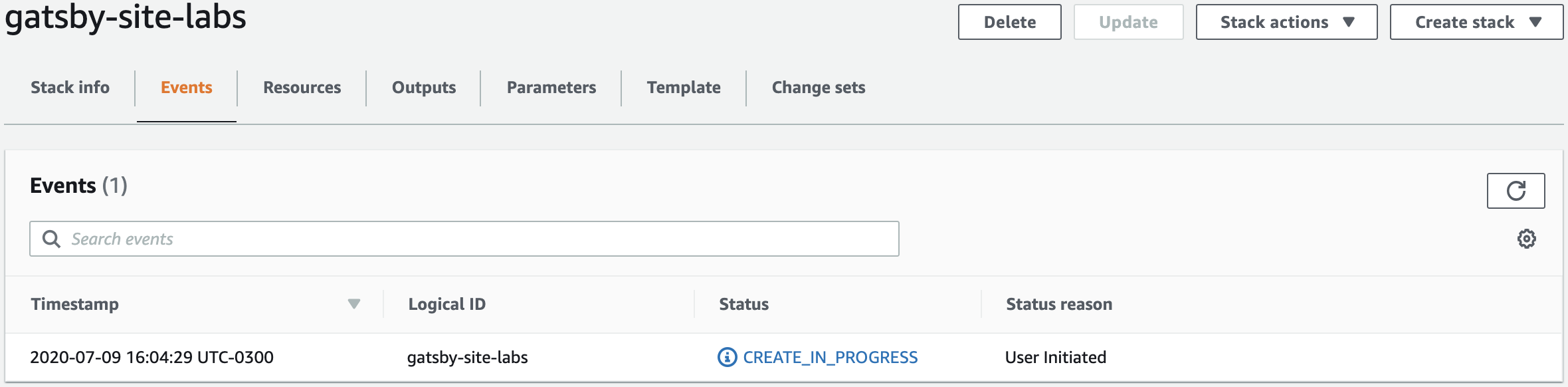 Como Disponibilizar um site em GatsbyJS na Amazon Web Services - Passo 4: Aguardar a criação do Stack Como Disponibilizar um site em GatsbyJS na Amazon Web Services - Passo 4: Aguardar a criação do Stack