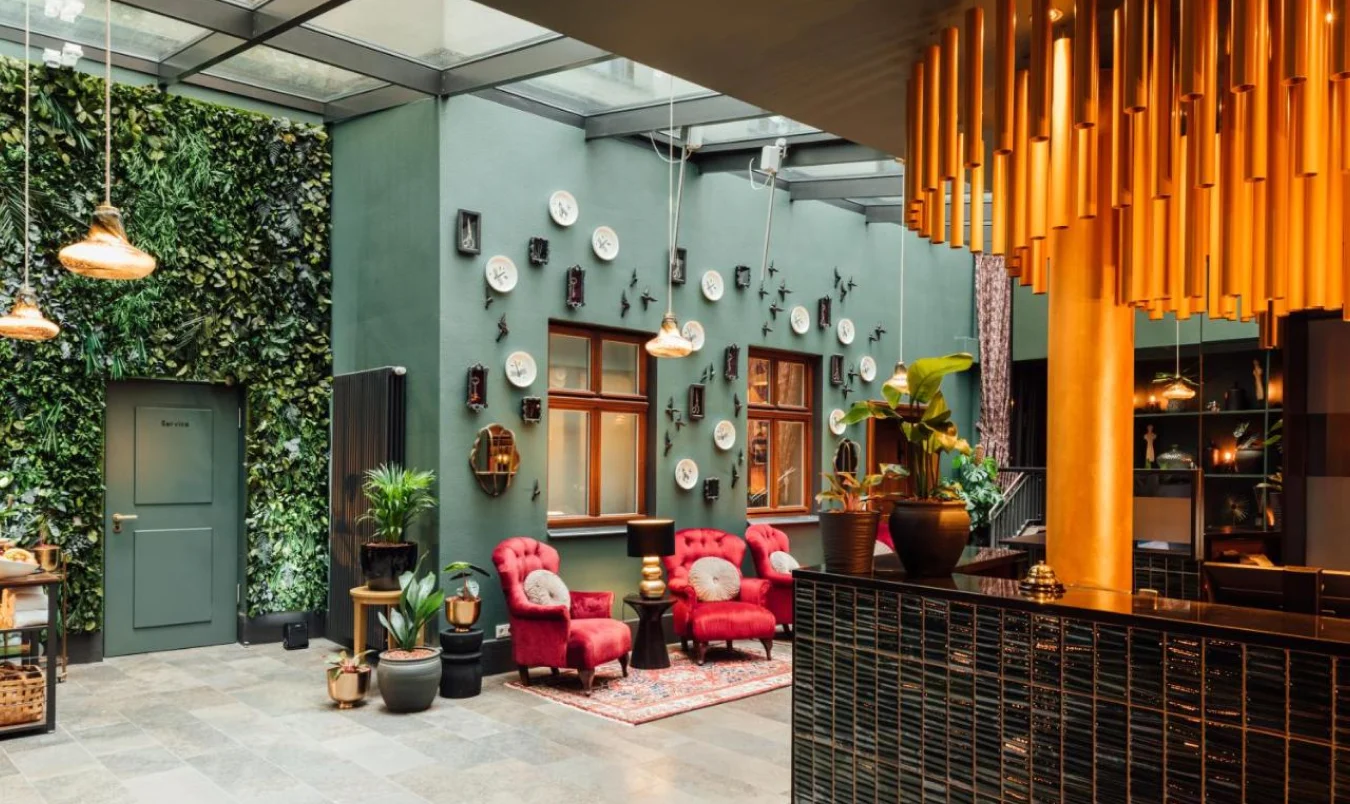 Digital guest journey at Vagabond Club