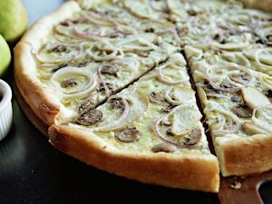 Pagliacci's Ode to the Winter Pear