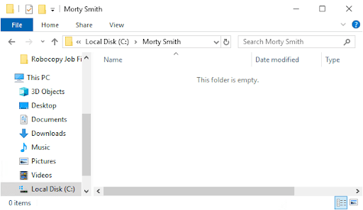 Screenshot showing an empty destination folder.
