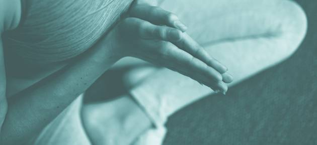 maitri yoga mariano comense kundalini mudra
