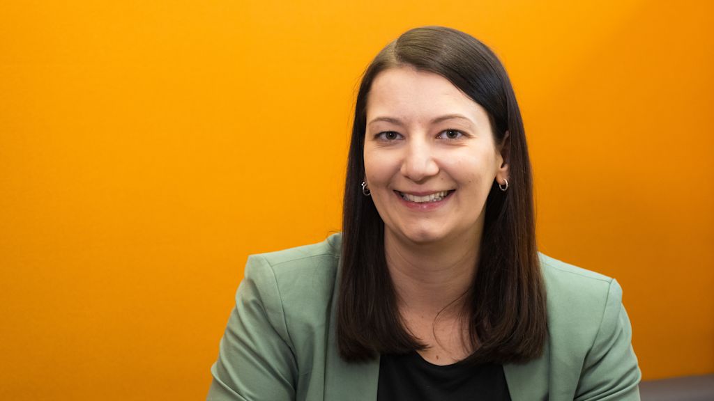 Porträt von Doris Miller - Mitarbeiterin der Netze BW GmbH.