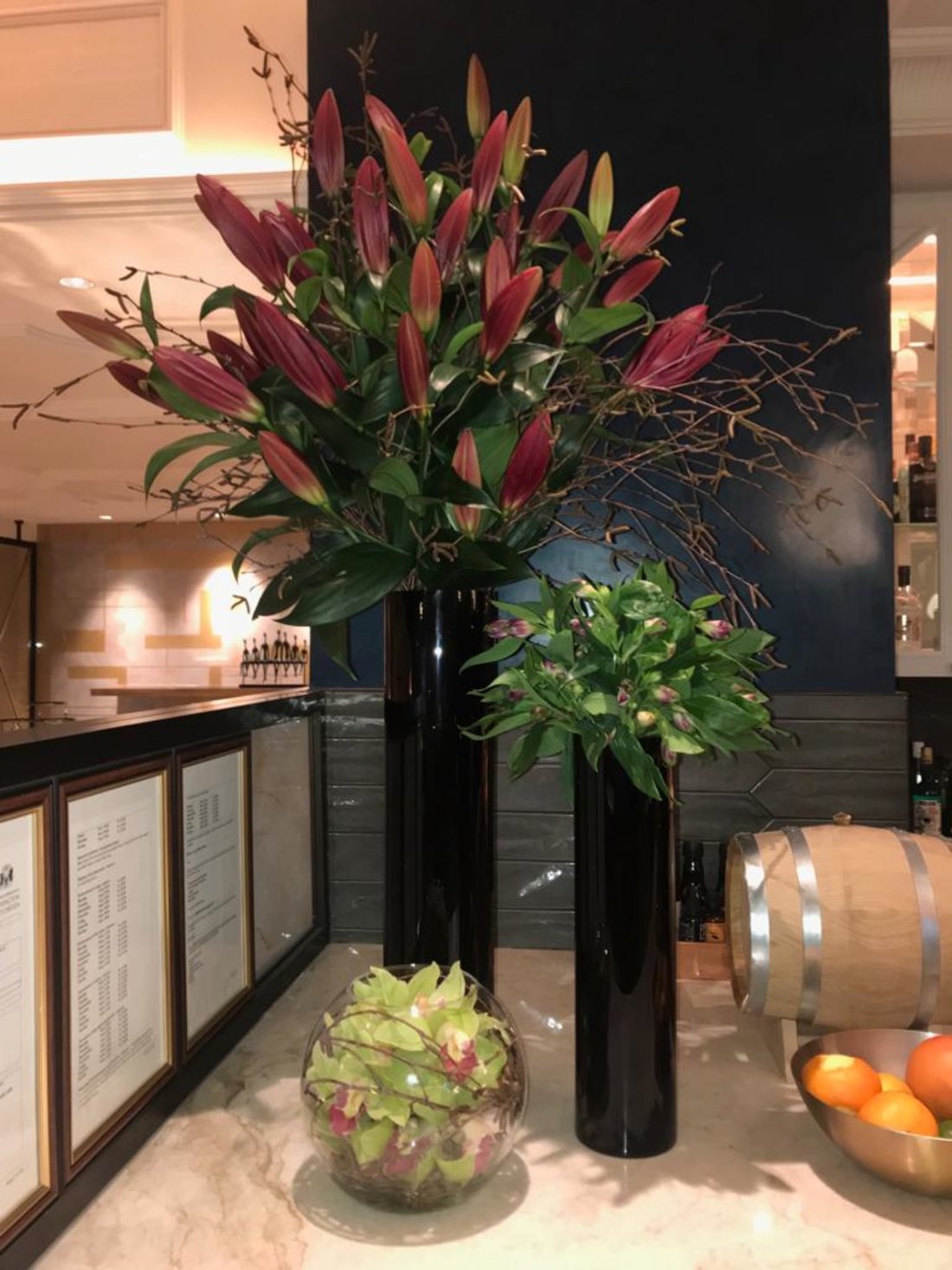 hotel-lobby-flowers