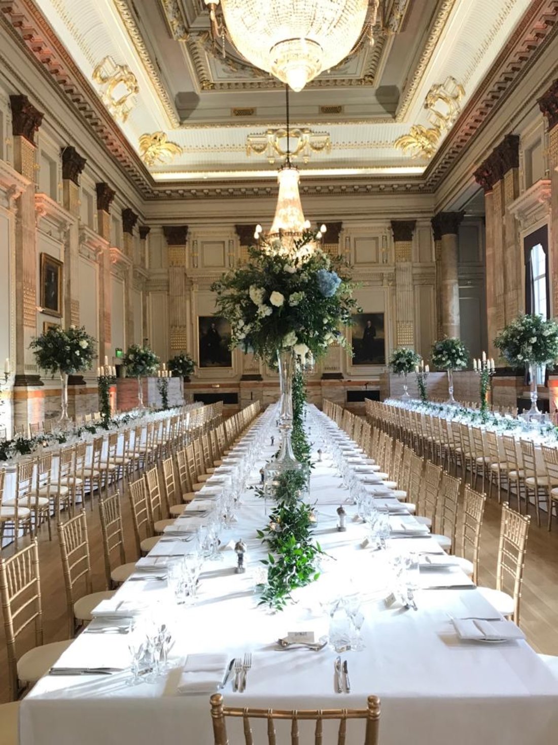 OGGS-venue-wedding-banquet-style-fern-vases-flowers