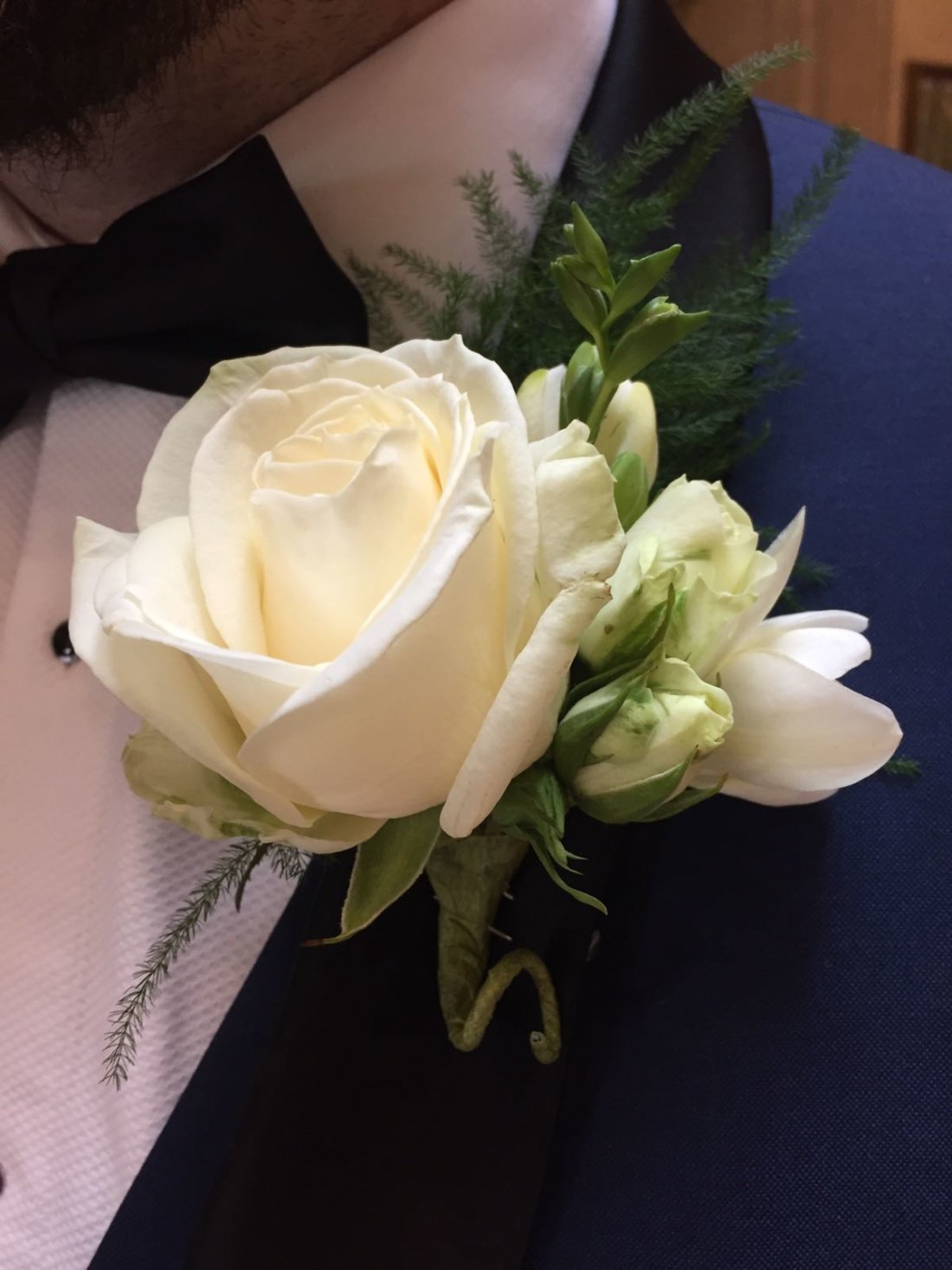 buttonhole-white-rose-fressia-flowers