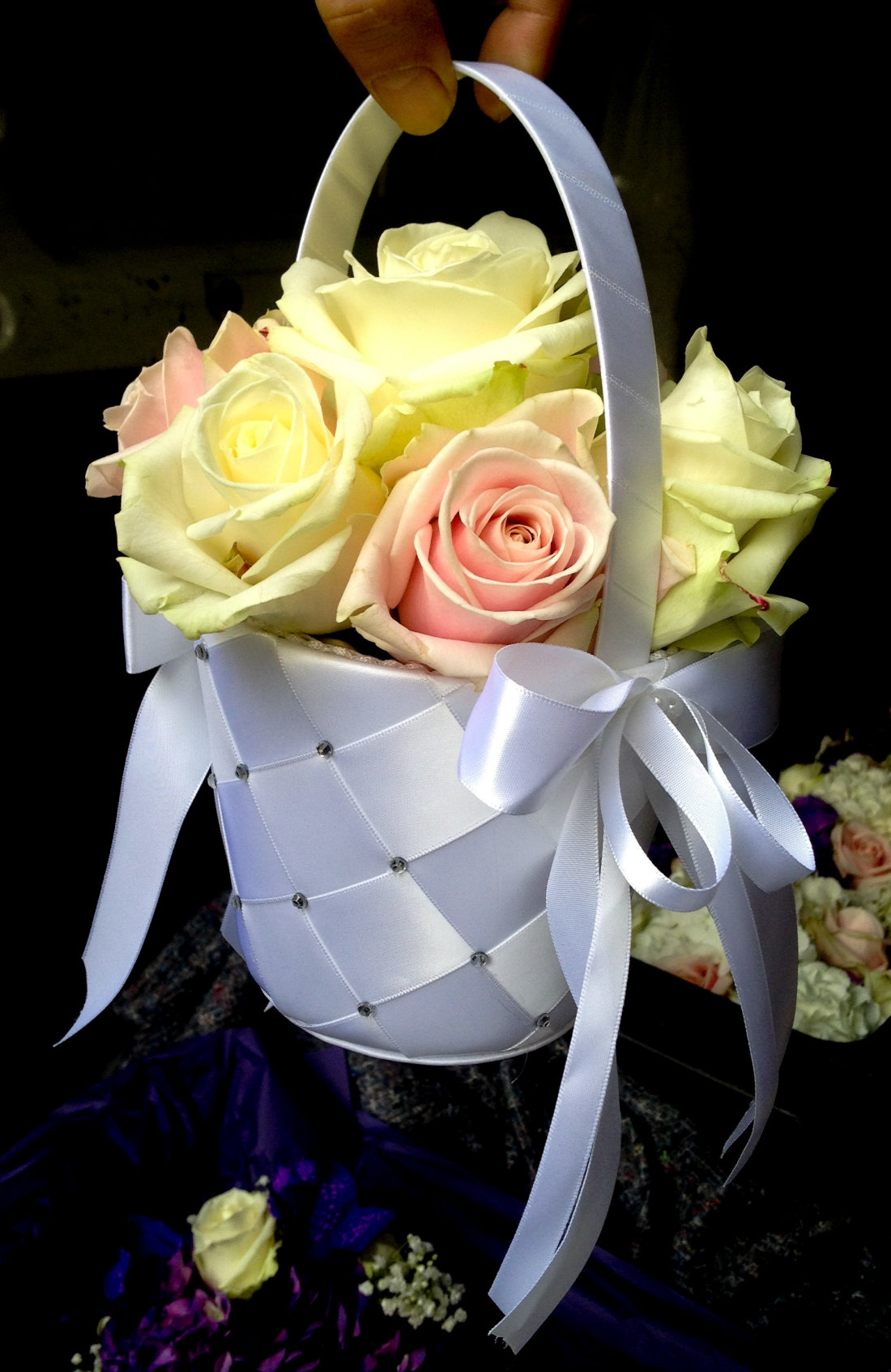 flower-basket-roses-white-pink