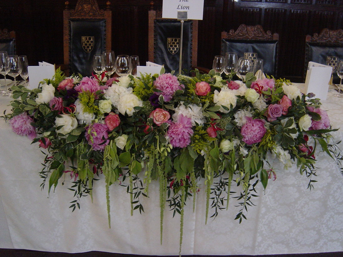 wedding-top-table-flowers