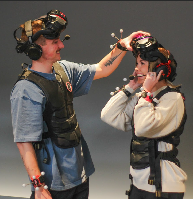 Couple in VR