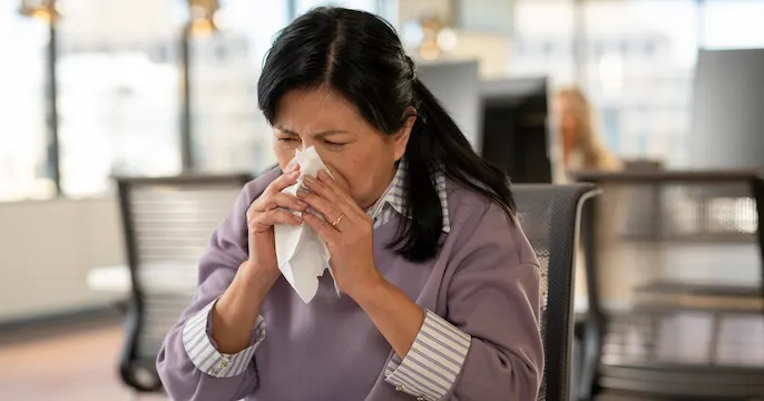 cpro-us-cleaning-portfolio-employee-blowing-her-nose mobile