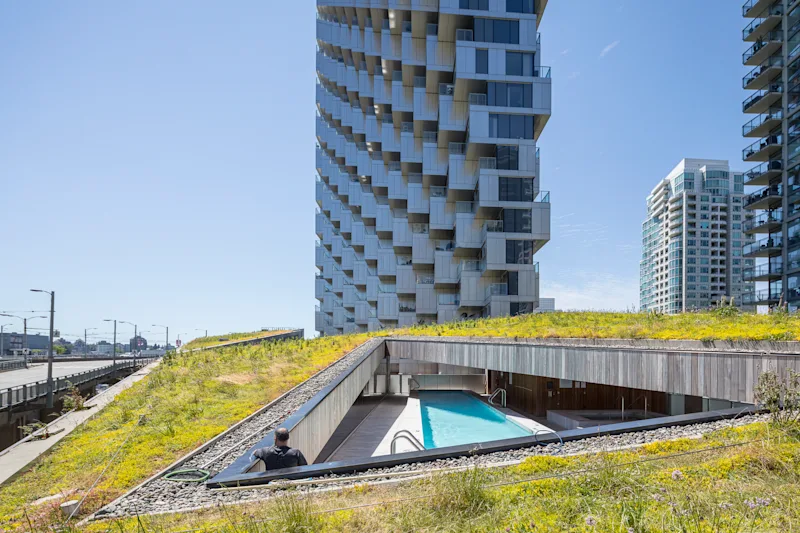 big-releases-vancouver-house-and-telus-sky-towers-pictures-for-first-time 12