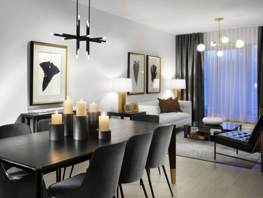 Bianca Suite 210 Dining Room Photo