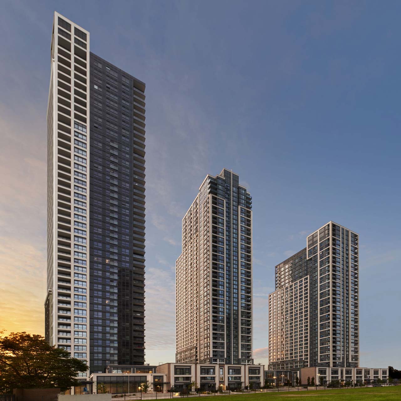 Street level view of Bloor Promenade at Islington Terrace