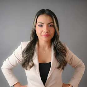 Yenny J Suarez