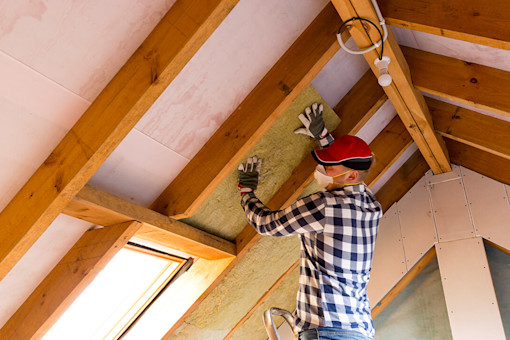 green-home-insulating-attic-banner.jpg