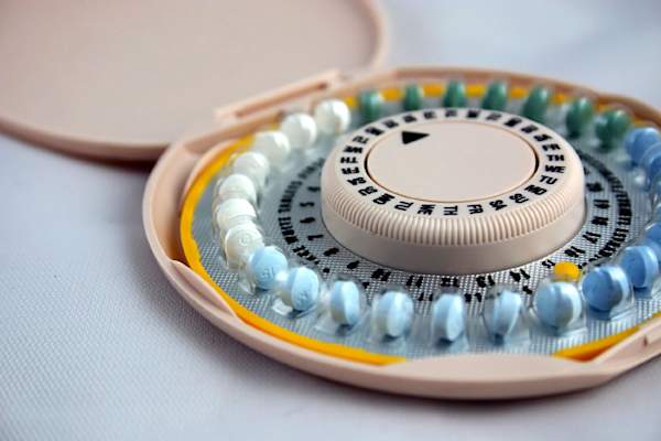 birth control pills image