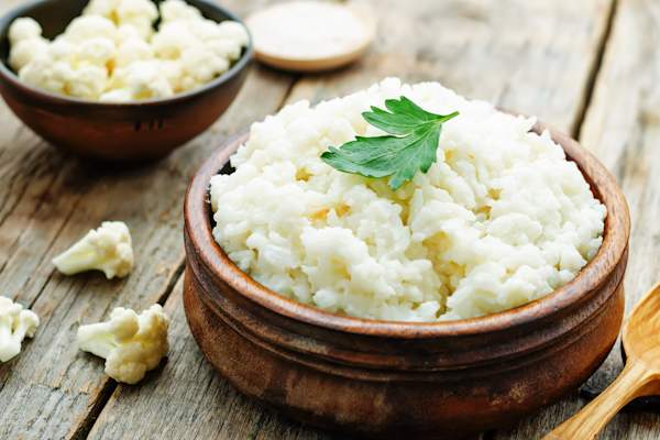 Bowl of mashed cauliflower.