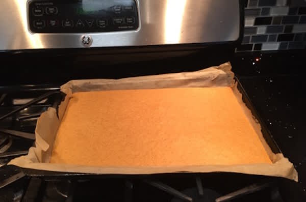 How to Make Gluten-Free Pumpkin Roll-roll baked