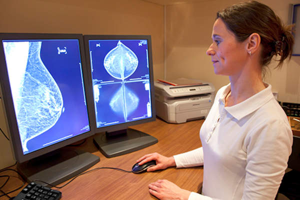 radiologist mammogram images