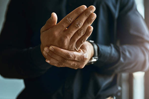 Joint pain in the hands.
