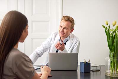 Talking to dermatologist about facial psoriasis