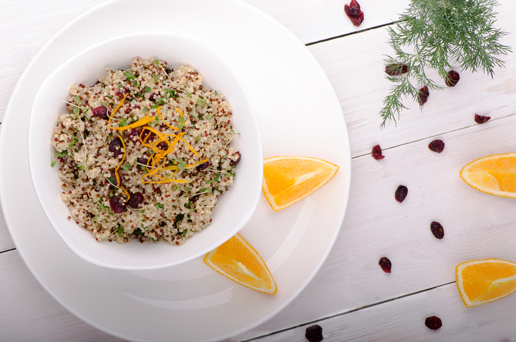 Quinoa-cranberry-salad-blend-HS-iS-613222802