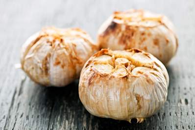 roasted garlic vinaigrette