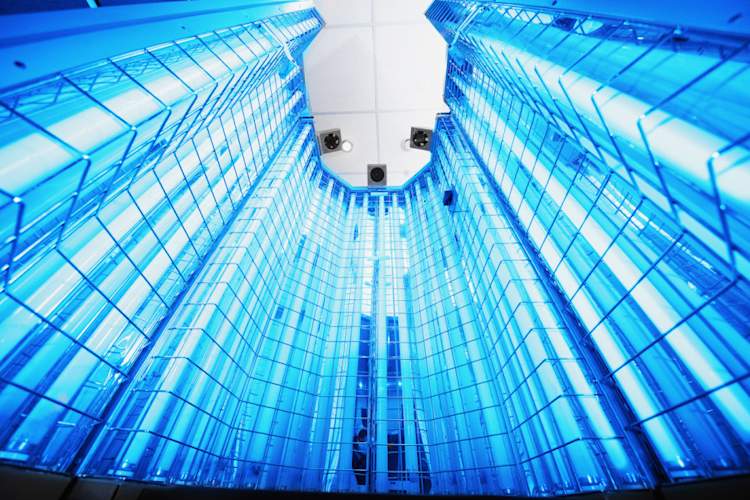 full body phototherapy booth