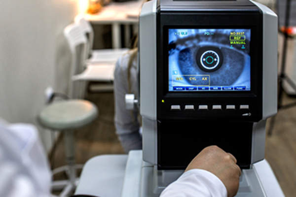 Eye specialist and retina.