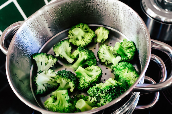 iS-Best Nutrition and Cooking Gifts for Someone With a Chronic Illness-iStock-610569148
