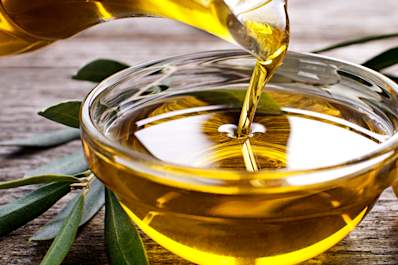 Olive oil makes good cholesterol more efficient.