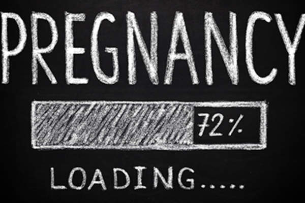 Chalkboard pregnancy loading bar.