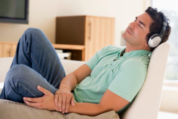 noise cancelling headphones