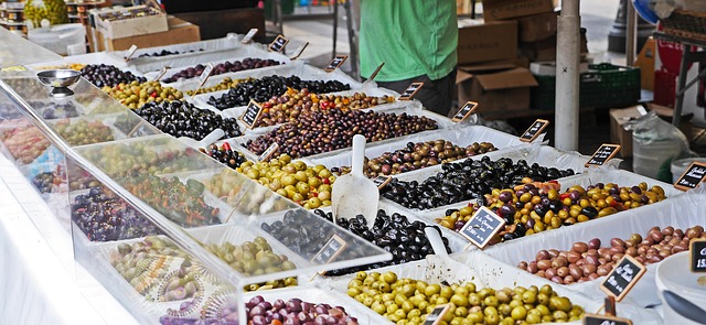 olives-Cours Saleya market