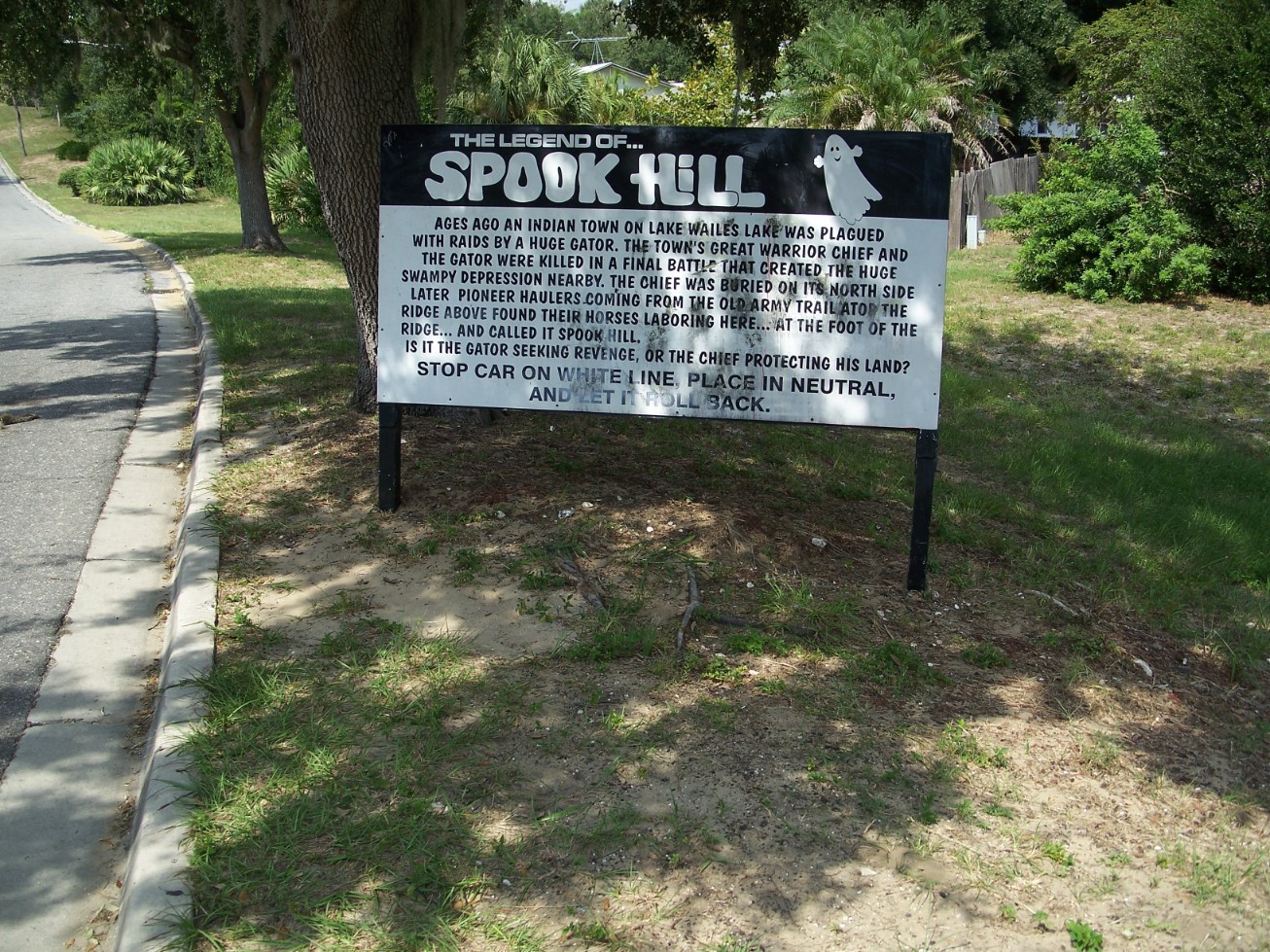 Lake Wales Spook Hill sign01