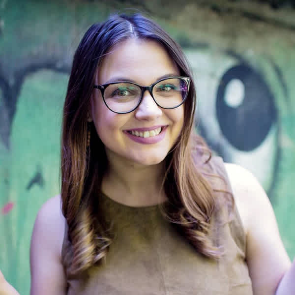Vevol Media Team - Alexandra Cordos