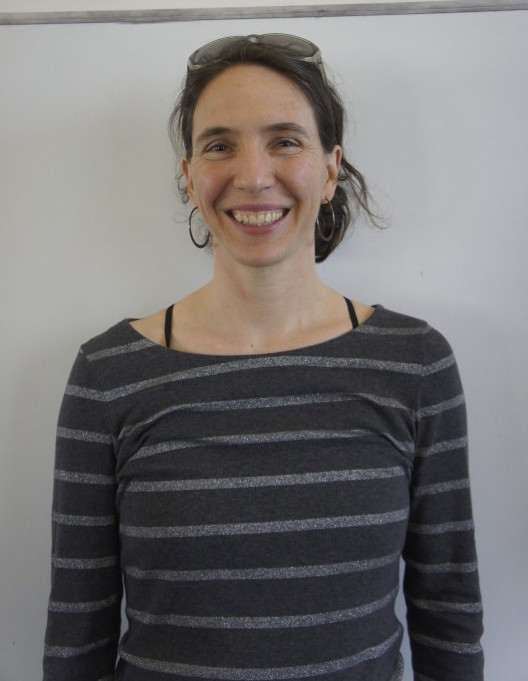 Remote Program Class Lead Makes Digital Classroom a Close-Knit Community's Image