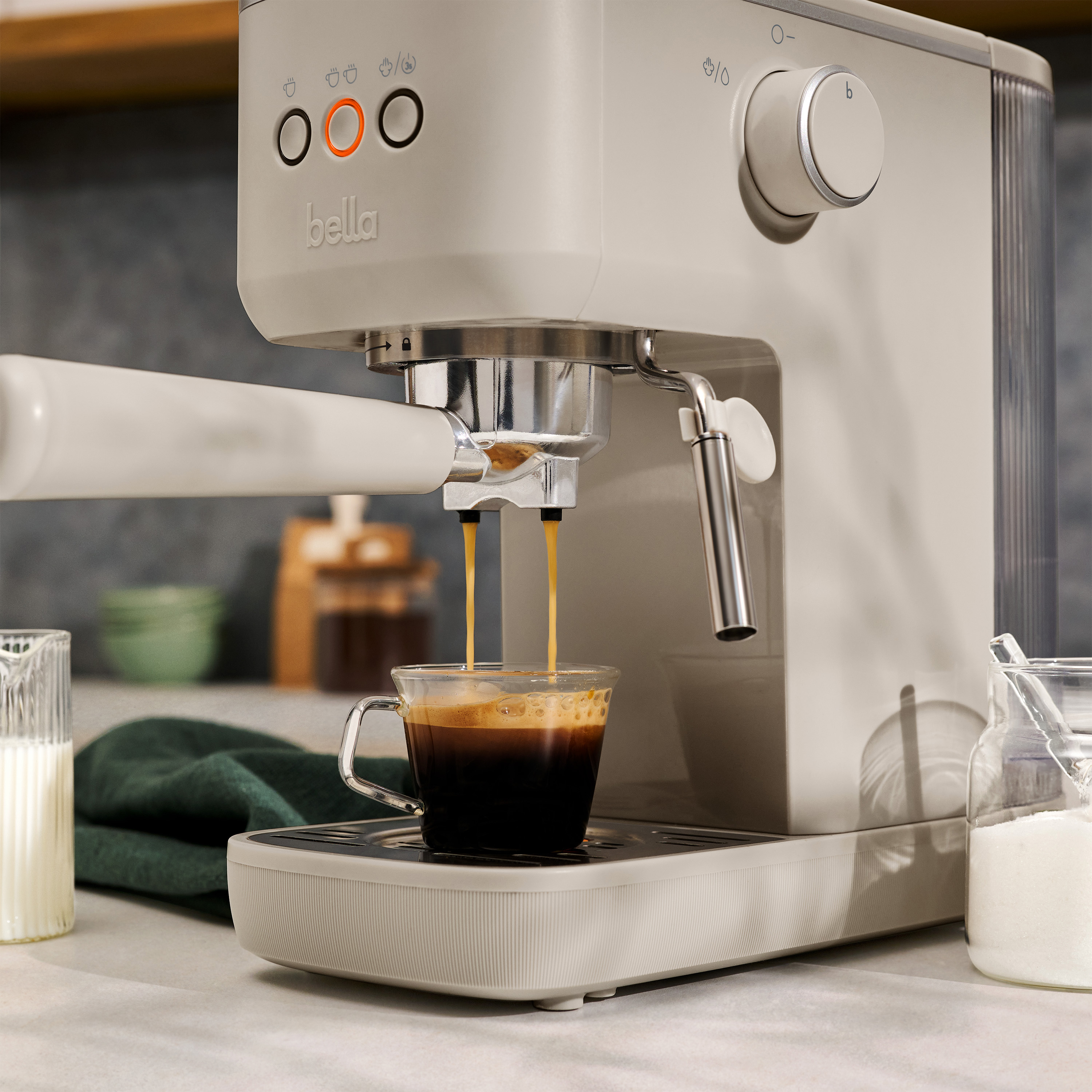 Espresso machine pulling a double shot.