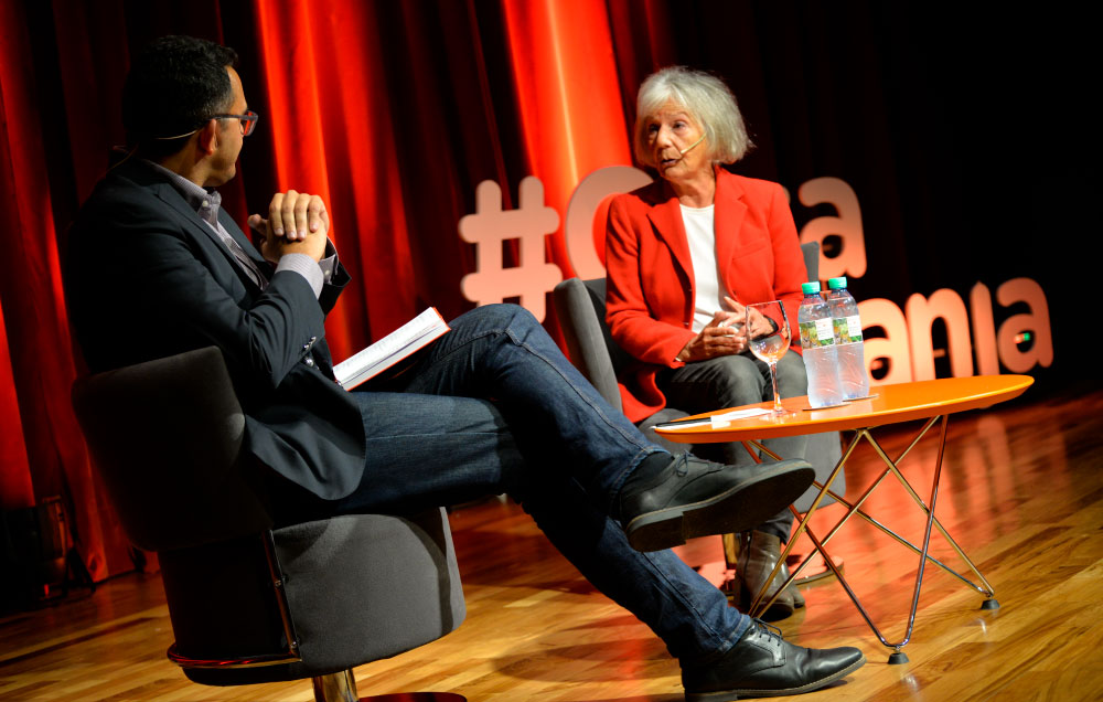 Beatriz Sarlo con Franco Picatto en Casa Naranja
